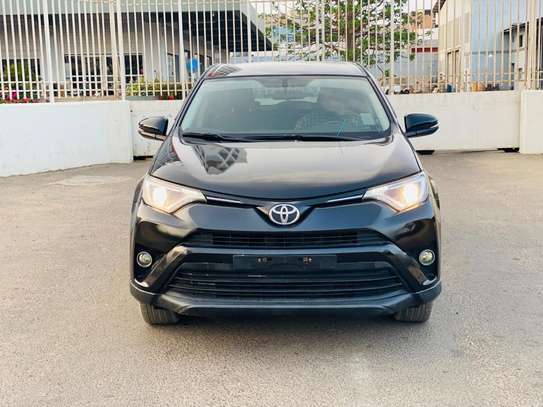 TOYOTA RAV4  Année :  2018 image 2
