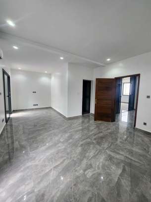 F2 studio haut standing à Mermoz image 2