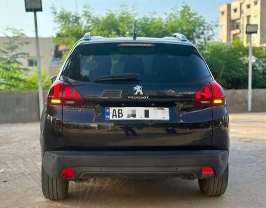 Peugeot 2008 a louer image 8