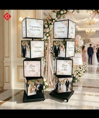 Cube de décoration rotatif image 8