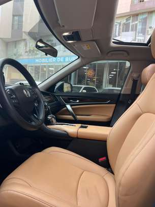 Honda CRV Année 2021 image 8