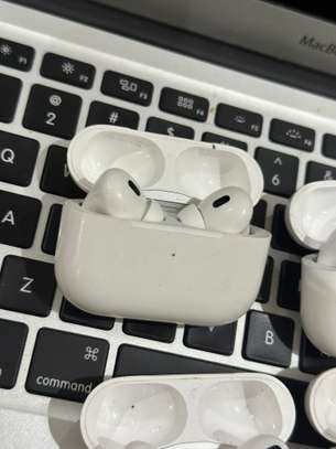 Airpods Pro 2 authentic image 5