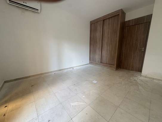 Villa Embassade à louer 5 chambres  à fan résidence image 12