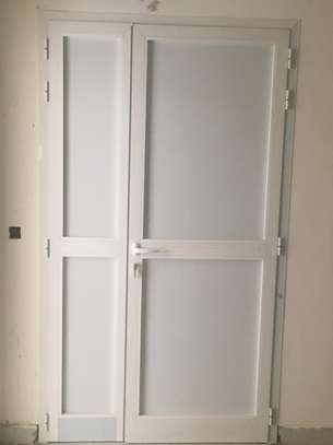 PORTES ET FENÊTRES ALUMINIUM image 14