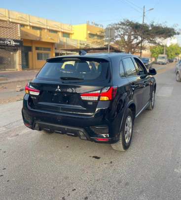 Mitsubishi rvr image 3