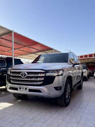 Toyota land cruiser VX image 8