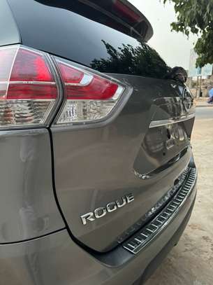 LOCATION : TRÈS TRÈS BELLE NISSAN ROGUE image 3