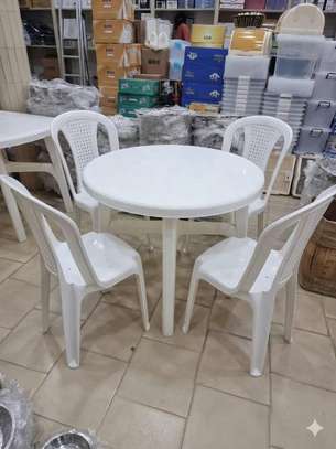 Table a Manger Ultra- Solides image 2
