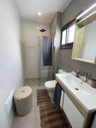 À louer – Bel appartement F3 VIDE à Sicap Amitié 2 image 8