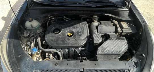 Hyundai Tucson image 2