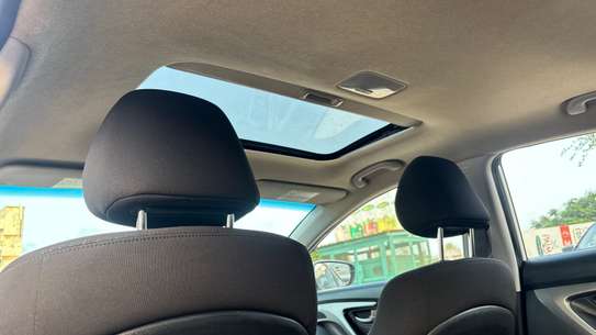 HYUNDAI ELANTRA 1.8 image 9
