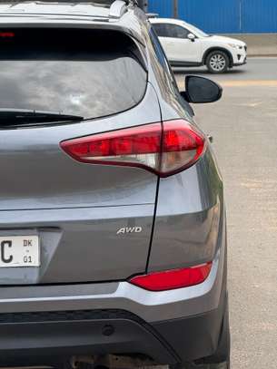 Hyundai Tucson 2016 essence 2.0L AWD image 6