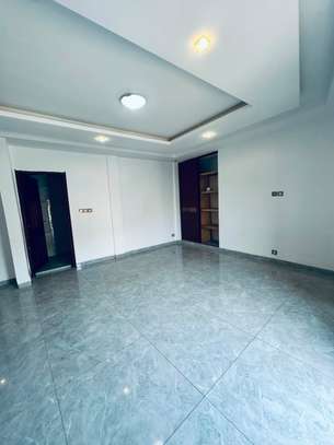 APPARTEMENT F4 STANDING-MAMELLES image 3