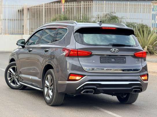 HYUNDAI SANTAFE INSPIRATION  *2018 -2019* image 4