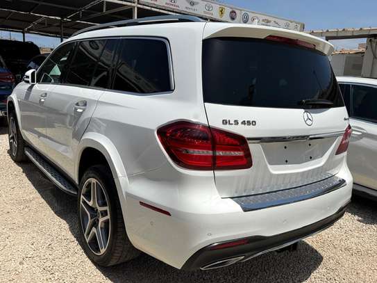 Mercedes GLS 450 4 matique AMG image 8