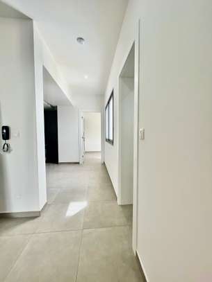Appartement F3 neuf à louer au point E image 10