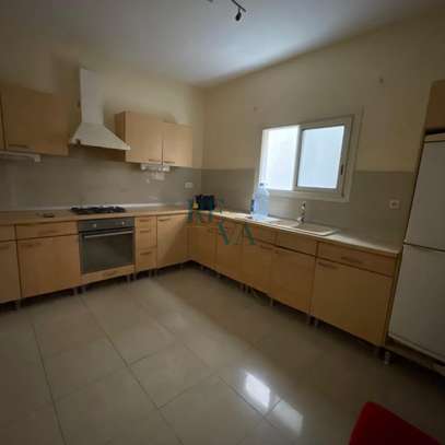 APPARTEMENT F4 À VENDRE À FANN MERMOZ image 8