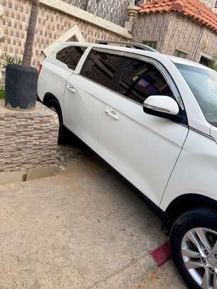 REXTON SPORT 2018 image 9