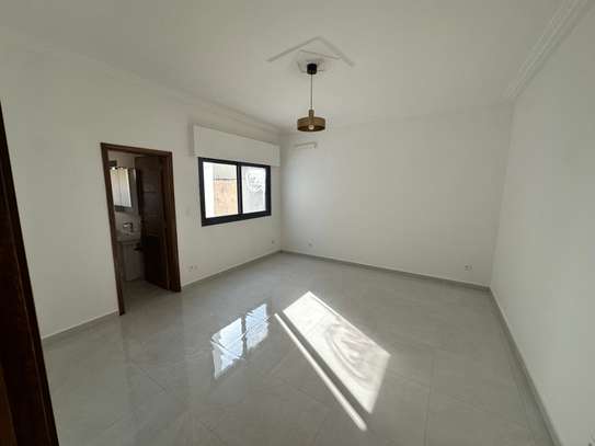 TRES BELLE APPARTEMENT À LOUÉ F4 T4 HANN MARISTE image 8