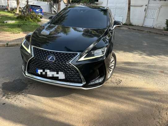 Lexus RX 450h SUV image 2