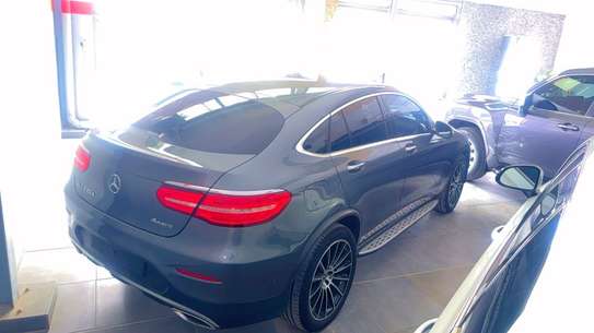 MERCEDES- BENZ GLC 220d 2018 4MATIC image 6
