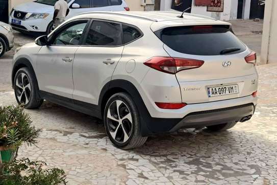 Hyundai Tucson image 9