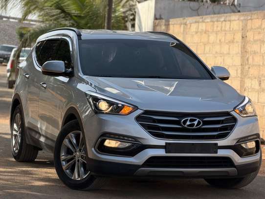 Hyundai Santafe image 2