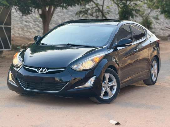 Hyundai Elantra image 9