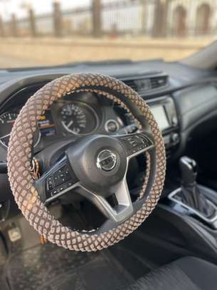NISSAN ROGUE 2018 image 9