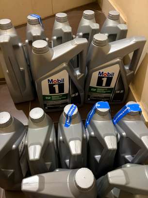 HUIL de  Moteur. MOBIL 1 ESP  5w-30 image 7