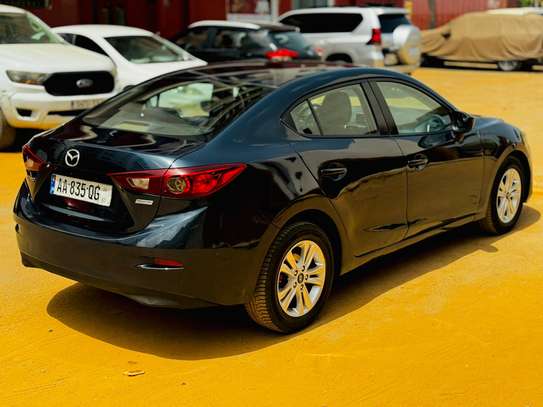 Mazda 3 à louer image 9