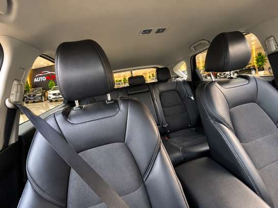 Mazda cx5 2017 (immatriculation 2mois) image 2