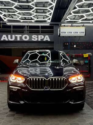 BMW X6 M50i 2022 image 2