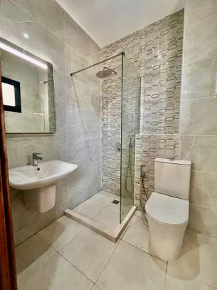 Appartement F4 + dépendance neuf à louer à Mermoz image 13