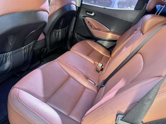 HYNDAI SANTA FE Année 2018  Diesel Moteur 2.0 image 10