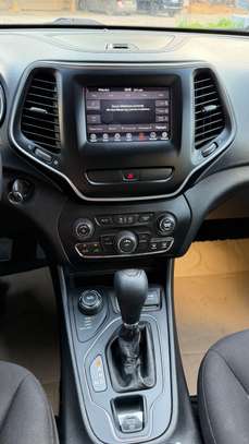 Jeep Cherokee 4x4 – 2019 image 7
