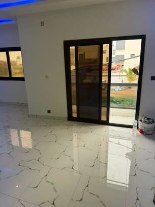 Appartement F4 à louer aux mamelles image 2