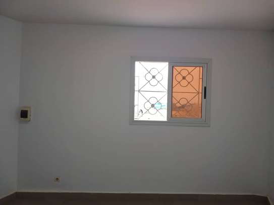 Maison Rez-De-Chaussée Cité SIPRES 5 Grand Mbao image 9