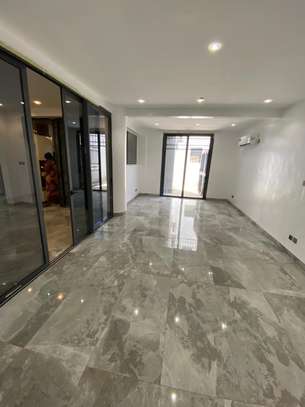 Immeuble R+6 à vendre à Mermoz image 7
