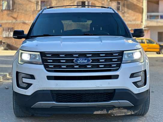 Ford Explorer 2017 image 2