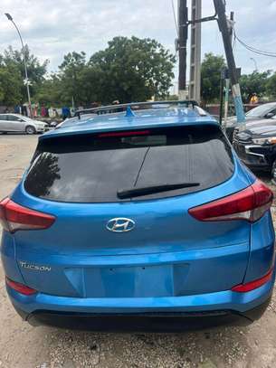 Hyundai Tucson image 5