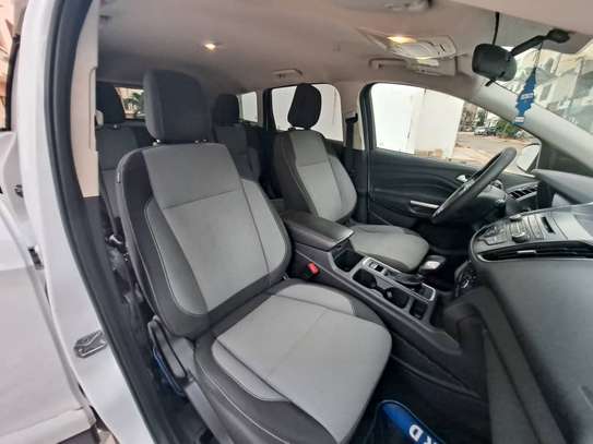 Ford Escape image 5