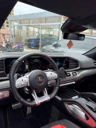 Mercedes Benz GLE 53 AMG image 10
