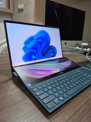 Gamer Asus ZenBook image 4