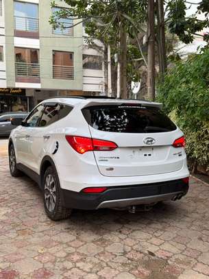 Hyundai Santafe Année 2017 image 8