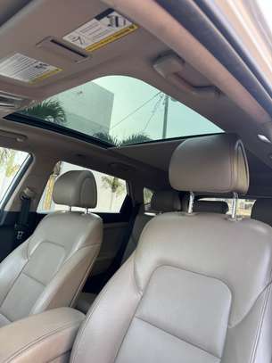 Hyundai tucson image 7
