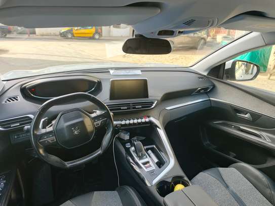 PEUGEOT 3008 2019 image 2