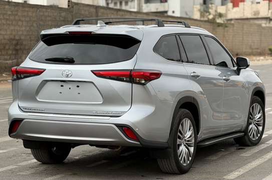 Toyota Highlander Platinium 2023 image 13