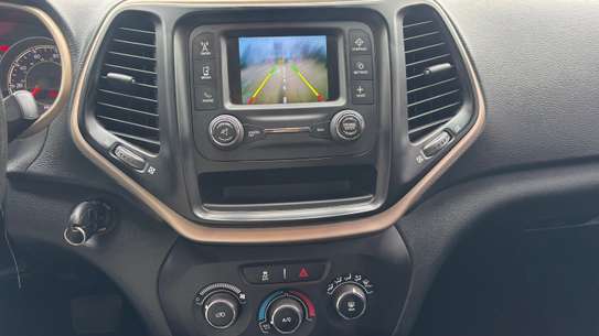 Jeepe Cherokee 2015 image 7