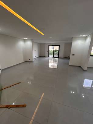 Très bel appartement F5 à louer aux almadies image 4